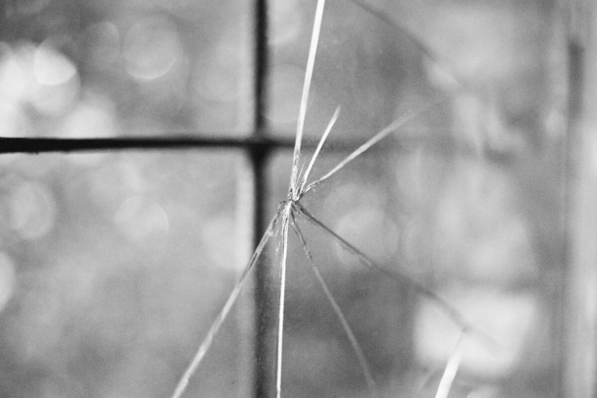 J’ai cassé une vitre chez moi